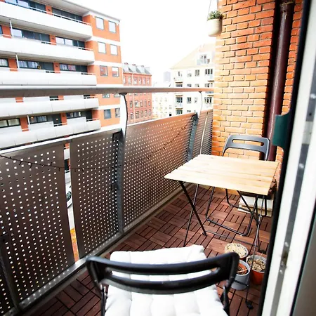 Local Cozy In Cph With Balcony I Perfect Location コペンハーゲン