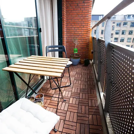 Local Cozy In Cph With Balcony I Perfect Location コペンハーゲン